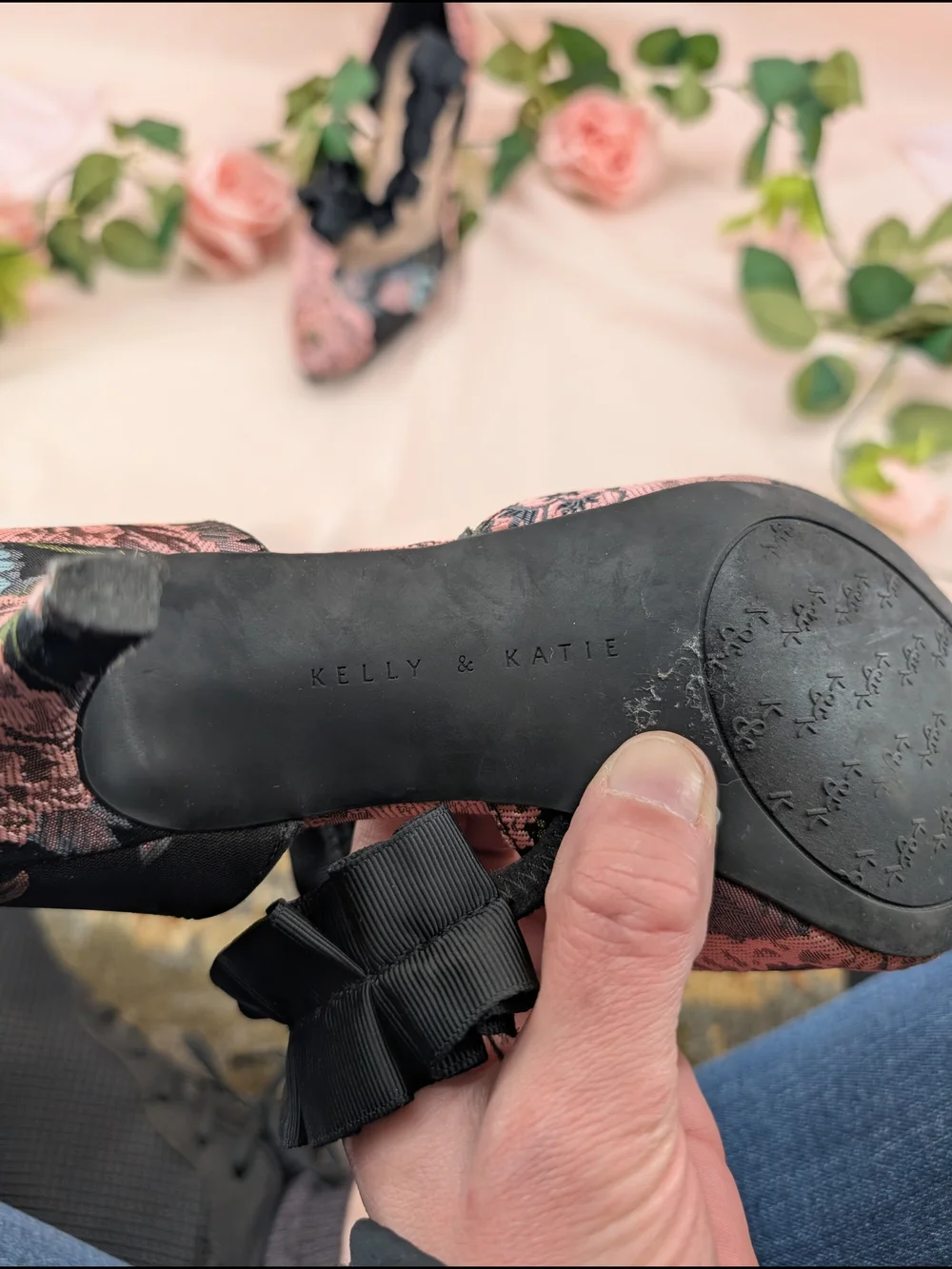 Floral Pointed-Toe Ribbon Ankle-Strap Heels in Pink and Black - Picture 4 of 5